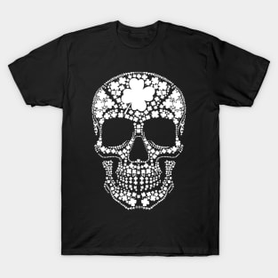 st patrick day skull head clover T-Shirt